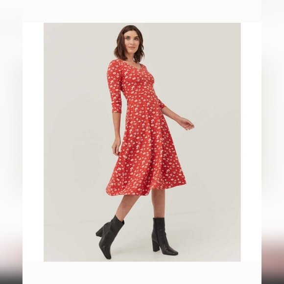 Pact Dresses & Skirts - Pact organic cotton fit and flare red floral dress